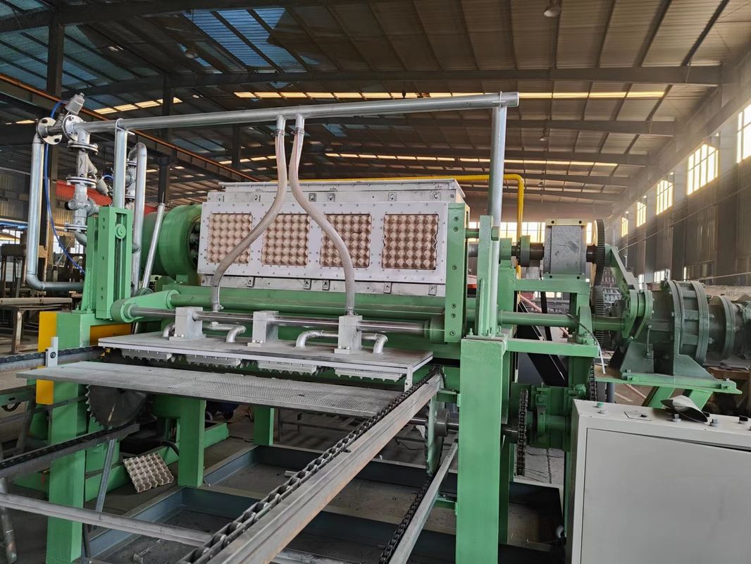 Döner Kağıt Yumurta Tepsisi Yapma Makinesi Kağıt Yumurta Kartonları İmalatı İçin Yumurta Tepsisi Makinesi 1200pcs / H ila 2500pcs / H