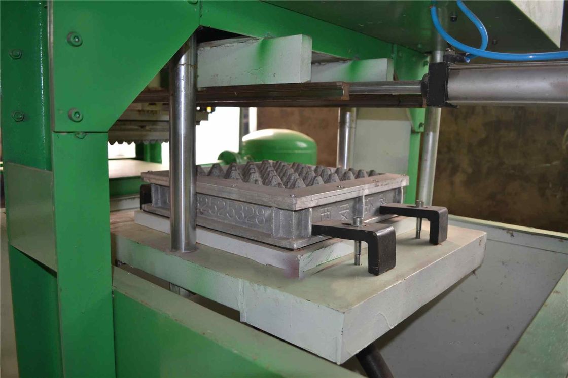 Tek kullanımlık pulp yumurta kartonları yapmak için otomatik kağıt tepsisi üretim hattı