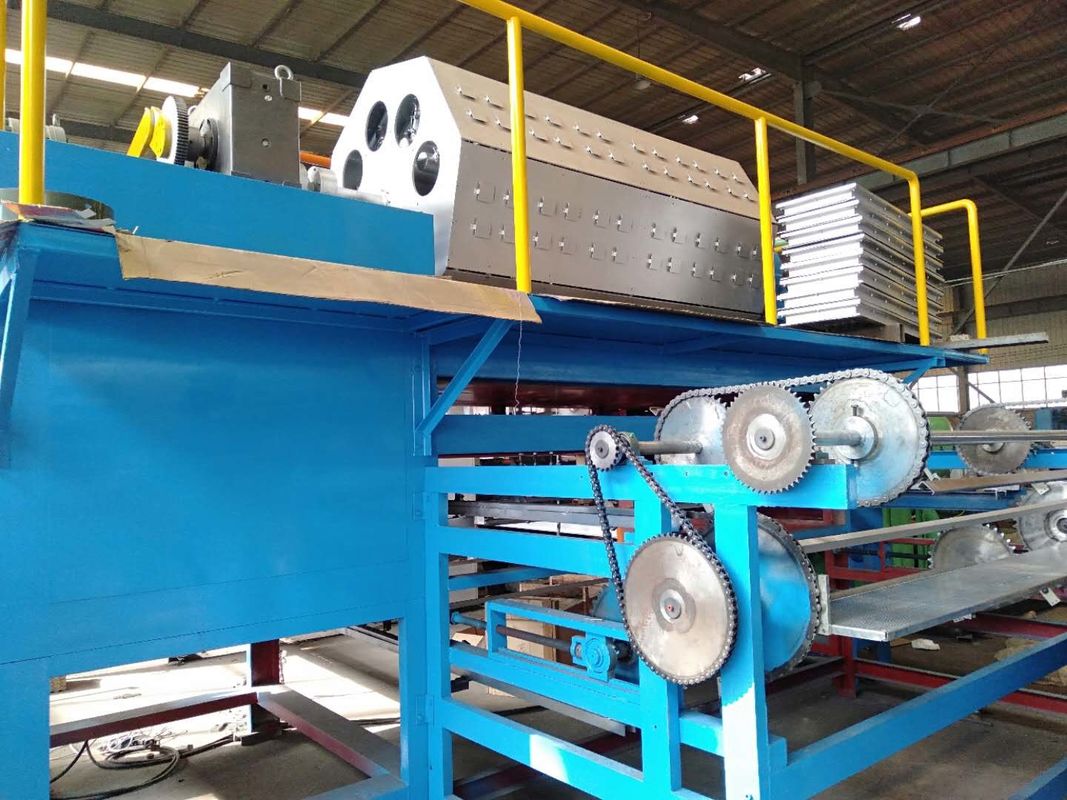 Atık Kağıt Geri Dönüşüm Yumurta Tepsisi Makinesi / otomatik Kağıt Hamuru Yumurta Tepsisi Üretim Hattı